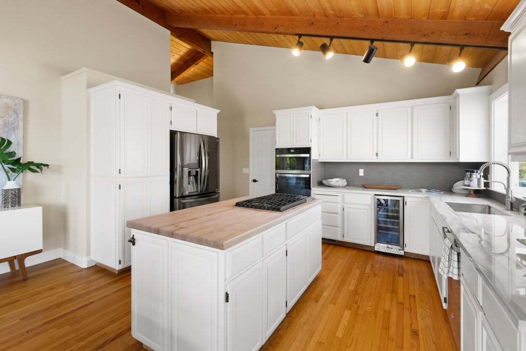 463 4th Street