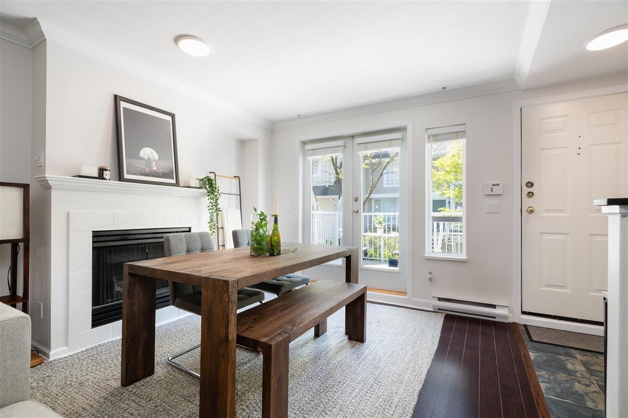 104-6588 Southoaks Cres