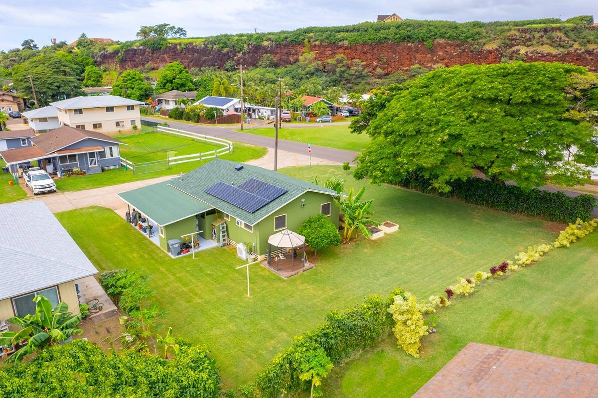 3 Bedroom Home in Waimea with Mountain Views