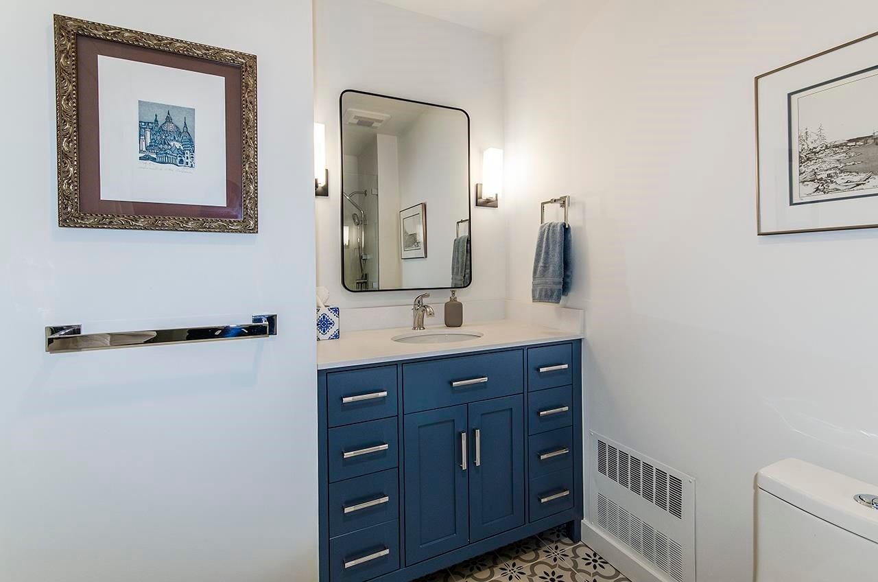 211-235 Keith Road, West Vancouver