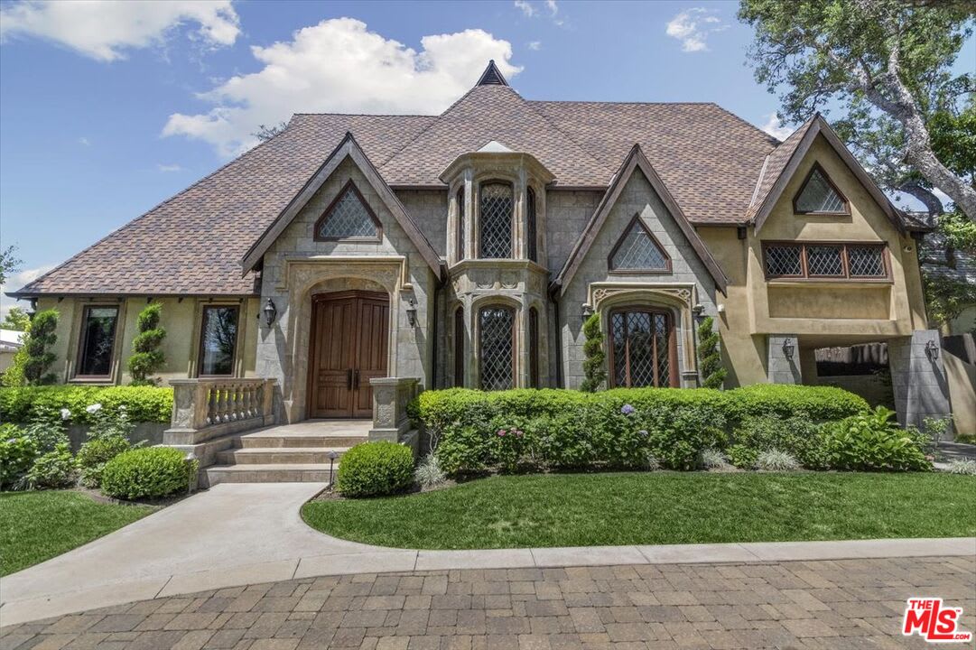 Pristine Villa