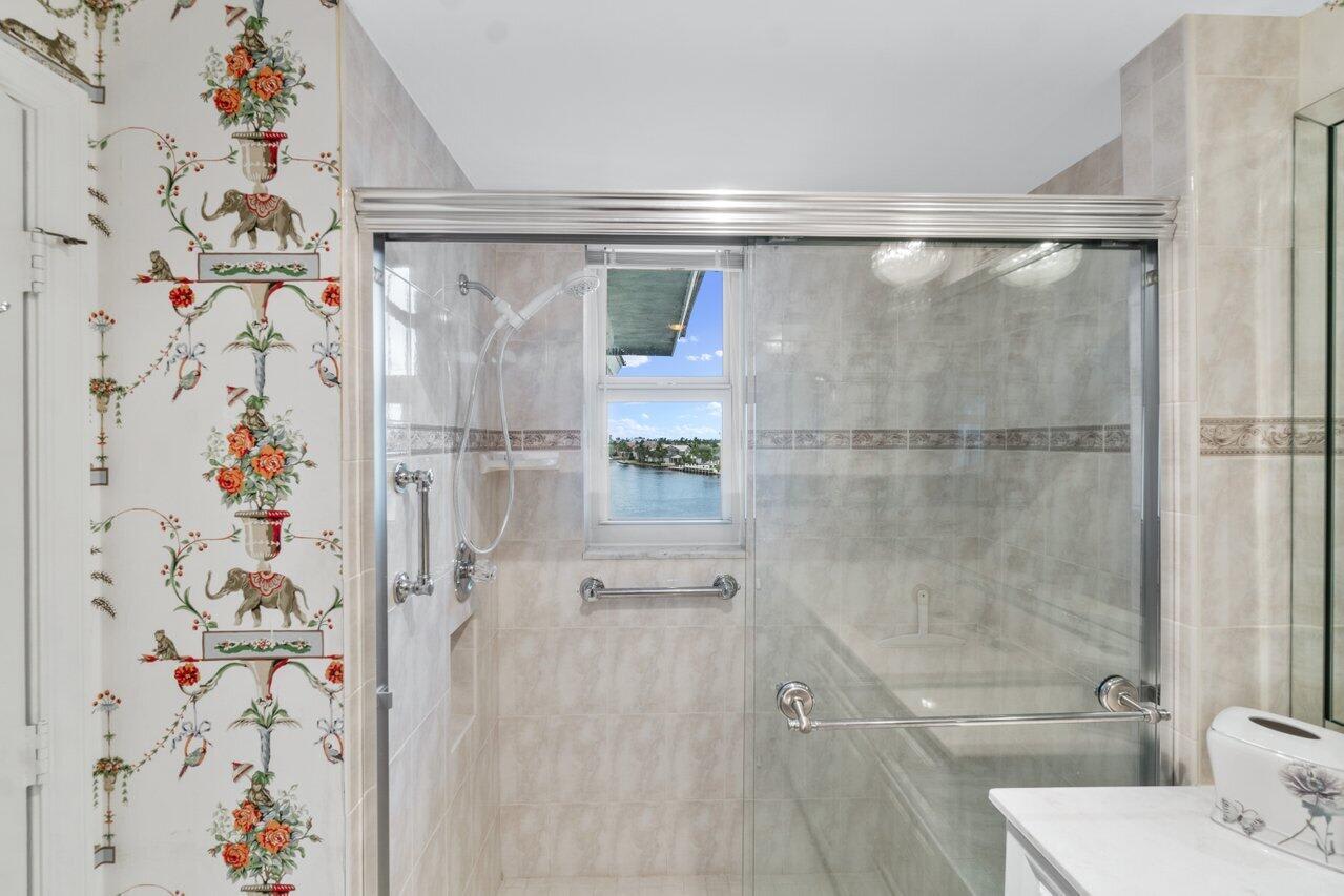 2150 S Ocean Blvd #1F