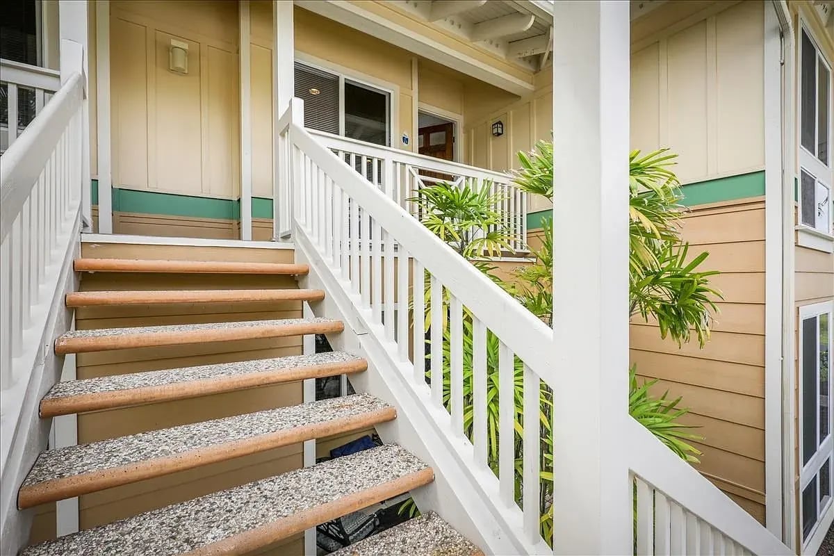 75-5919 ALII DR APT C23