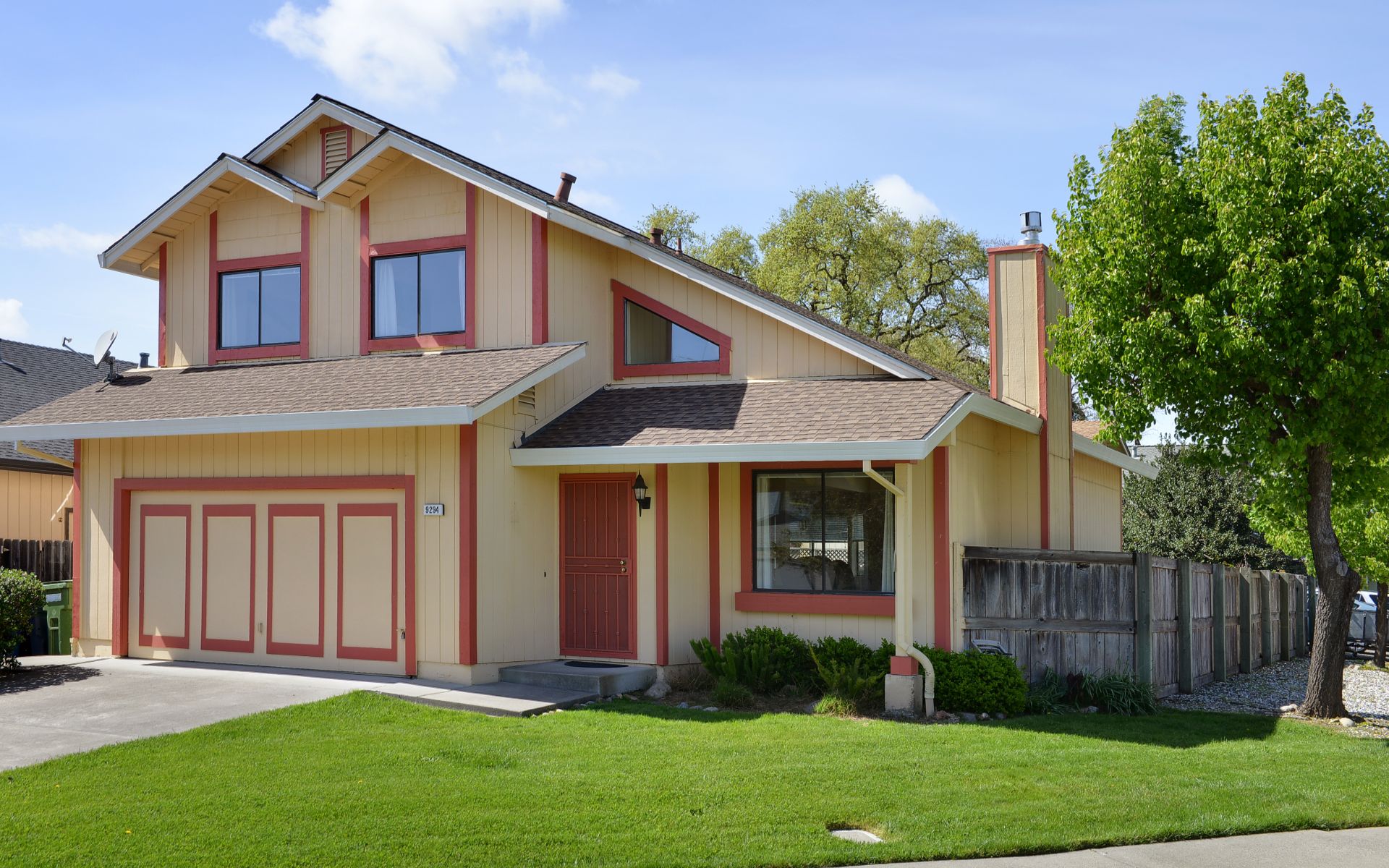 9294 Cordellia Ln