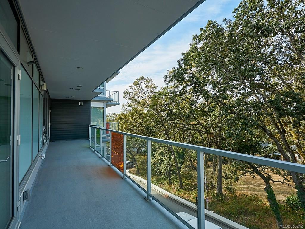 404-4009 Rainbow Hill Lane, Saanich