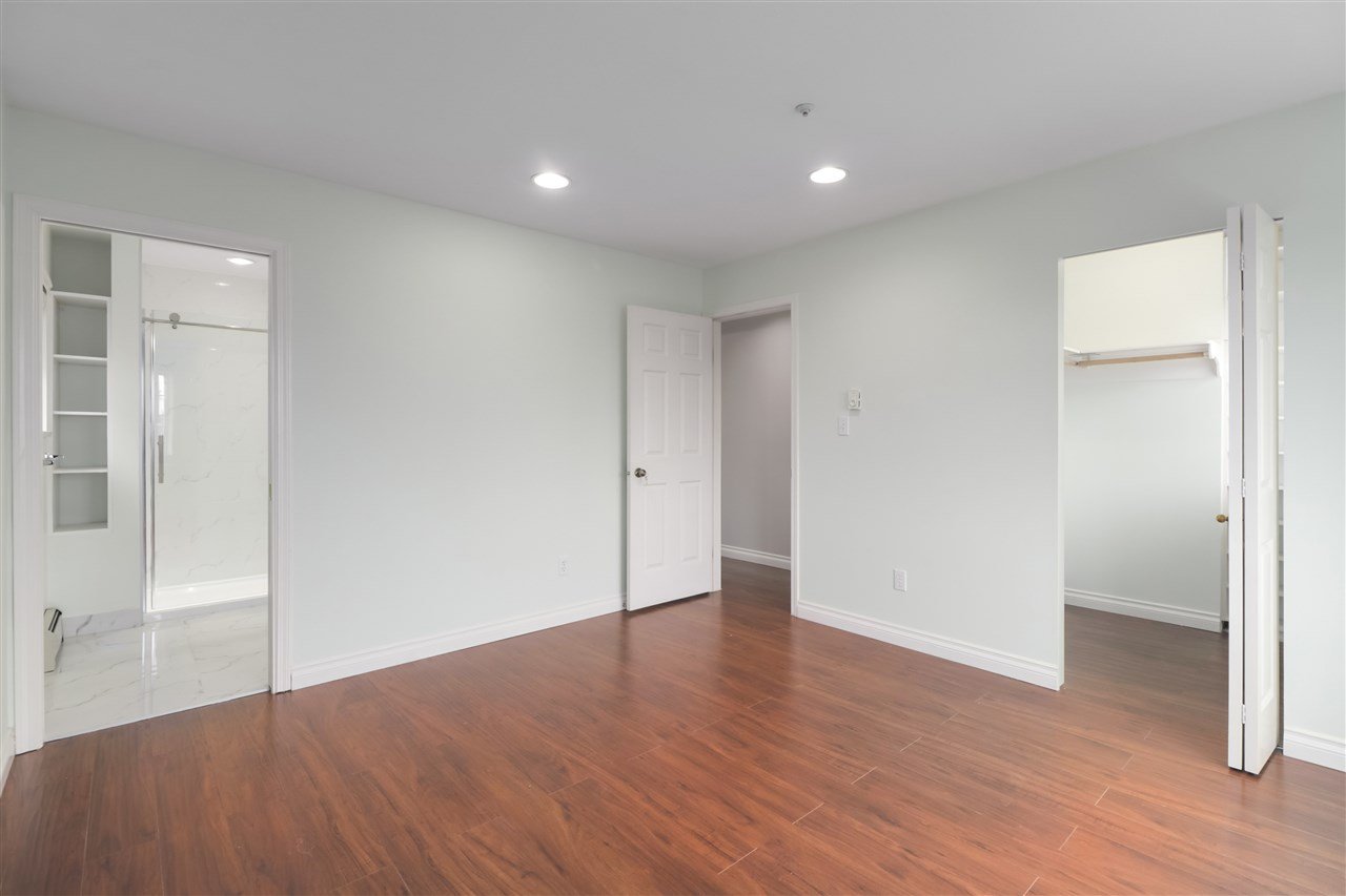 895 E 58th Ave