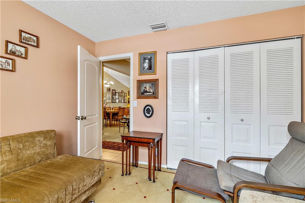 1702 Kings Lake BLVD Unit: 8-204