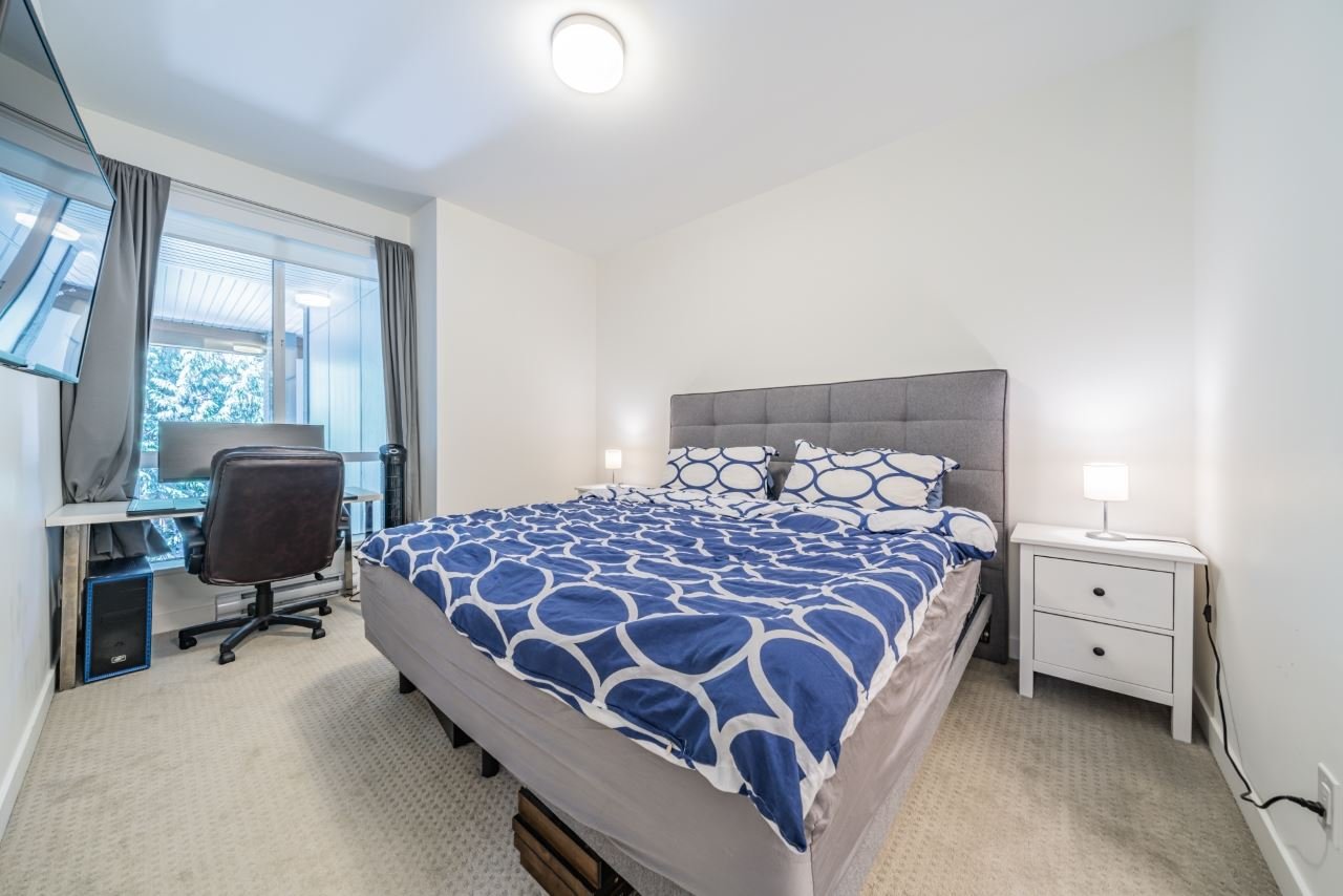301-5460 Broadway Wy