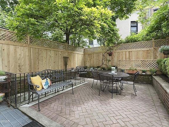 932 President St. Unit: 1A