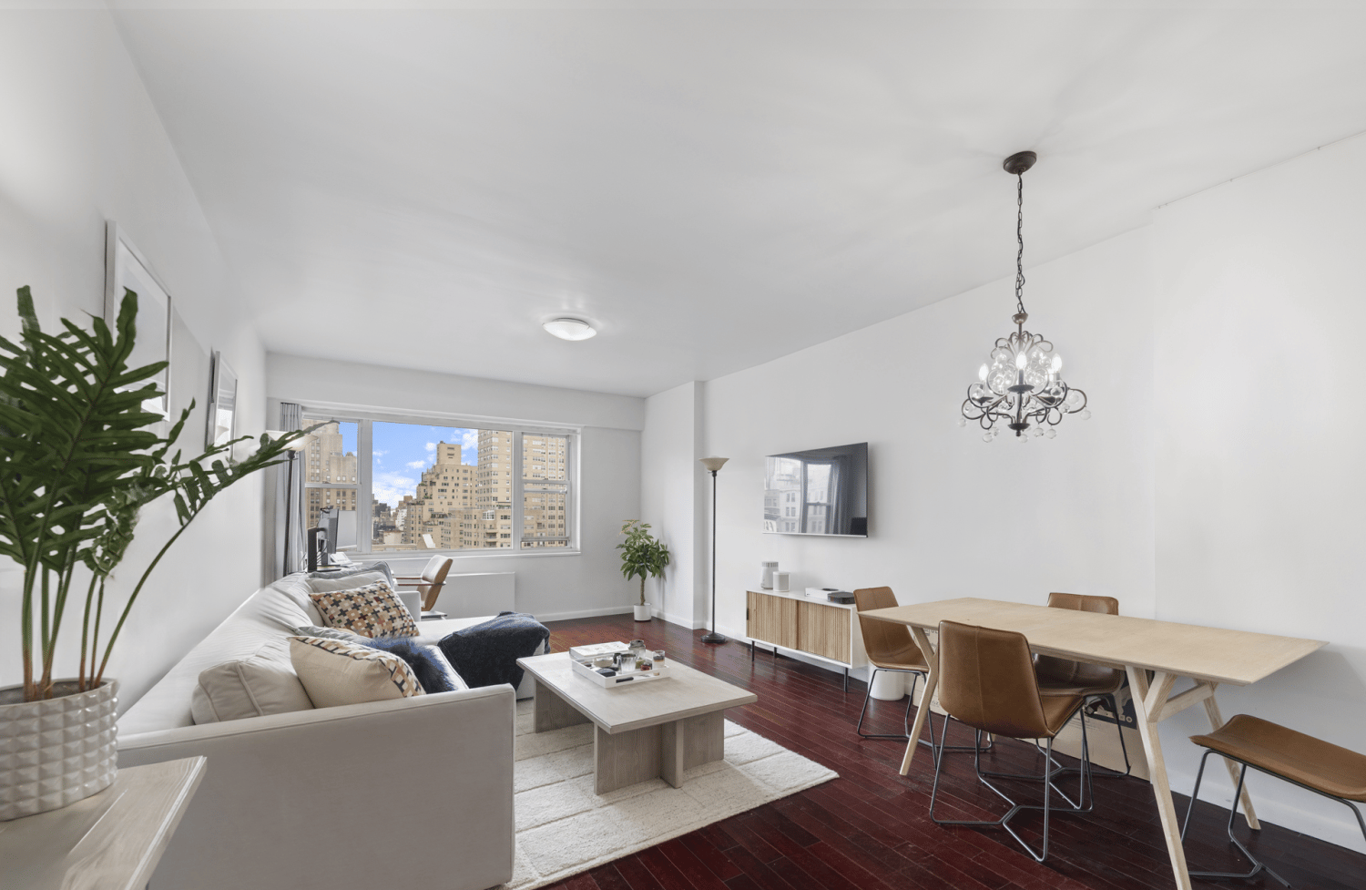 60 East 8th Street, Apt 11D
