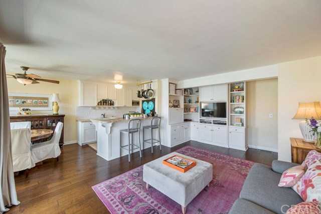 1720 Ardmore Avenue Unit 227