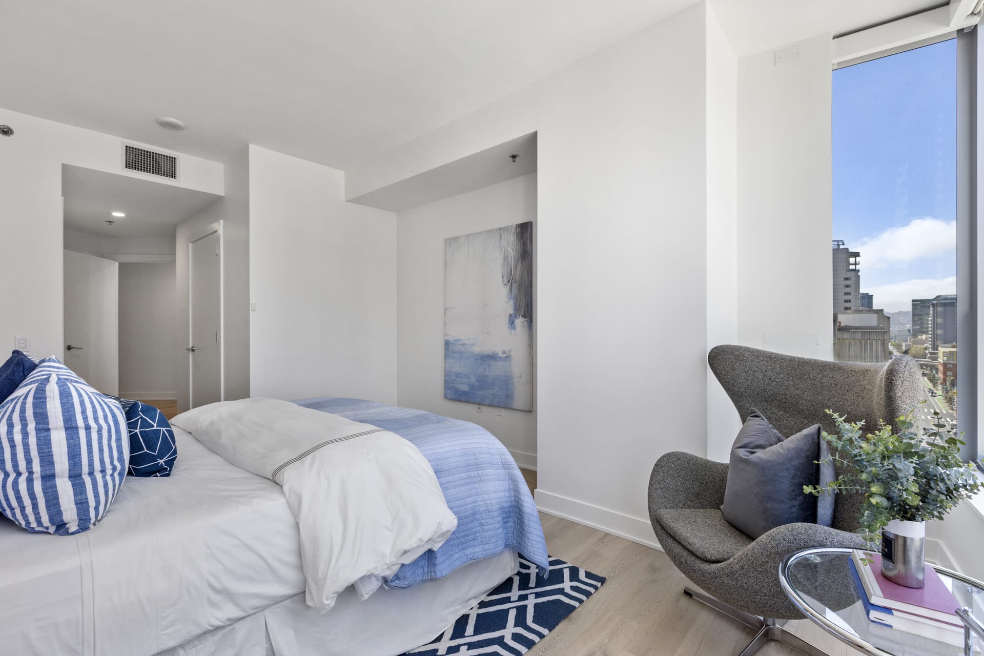 201 Folsom St #15A