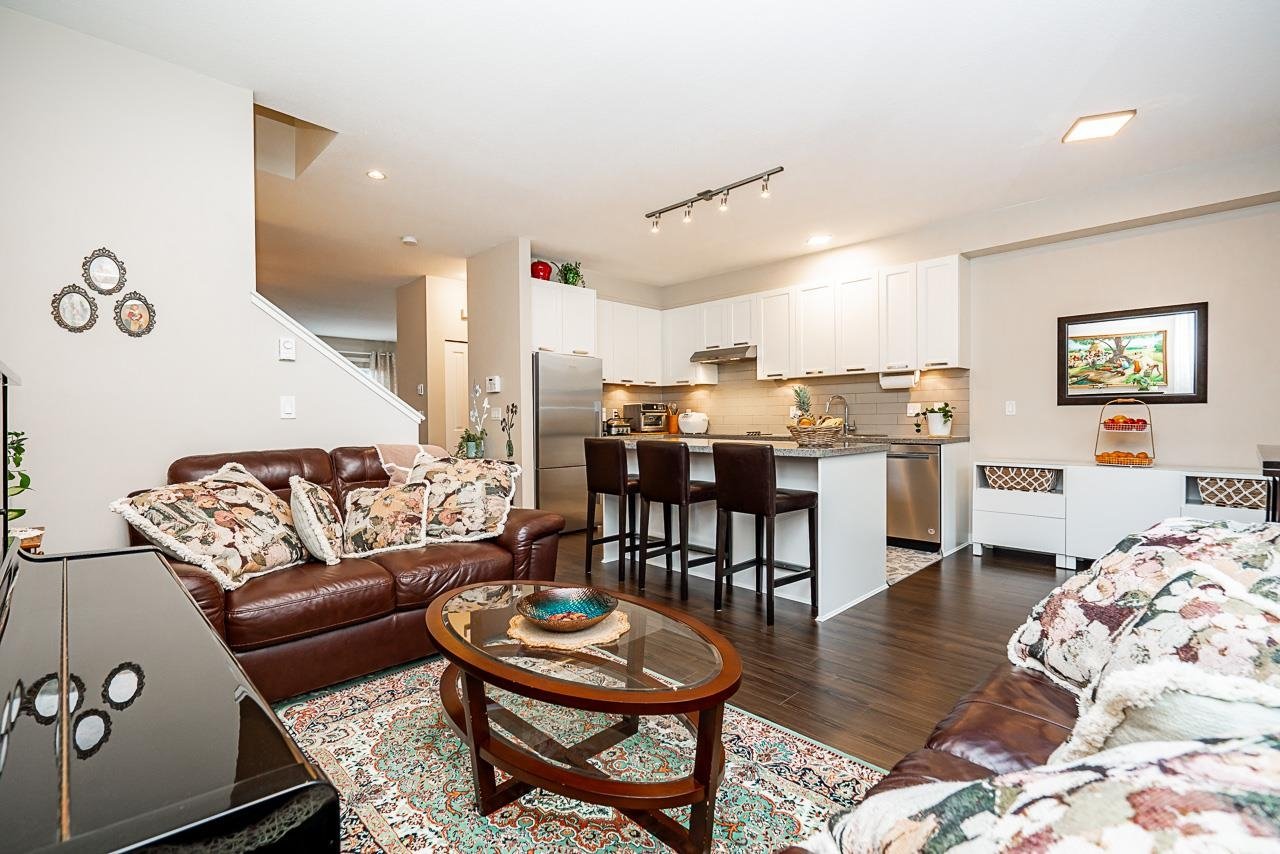 26-10595 Delsom Cres