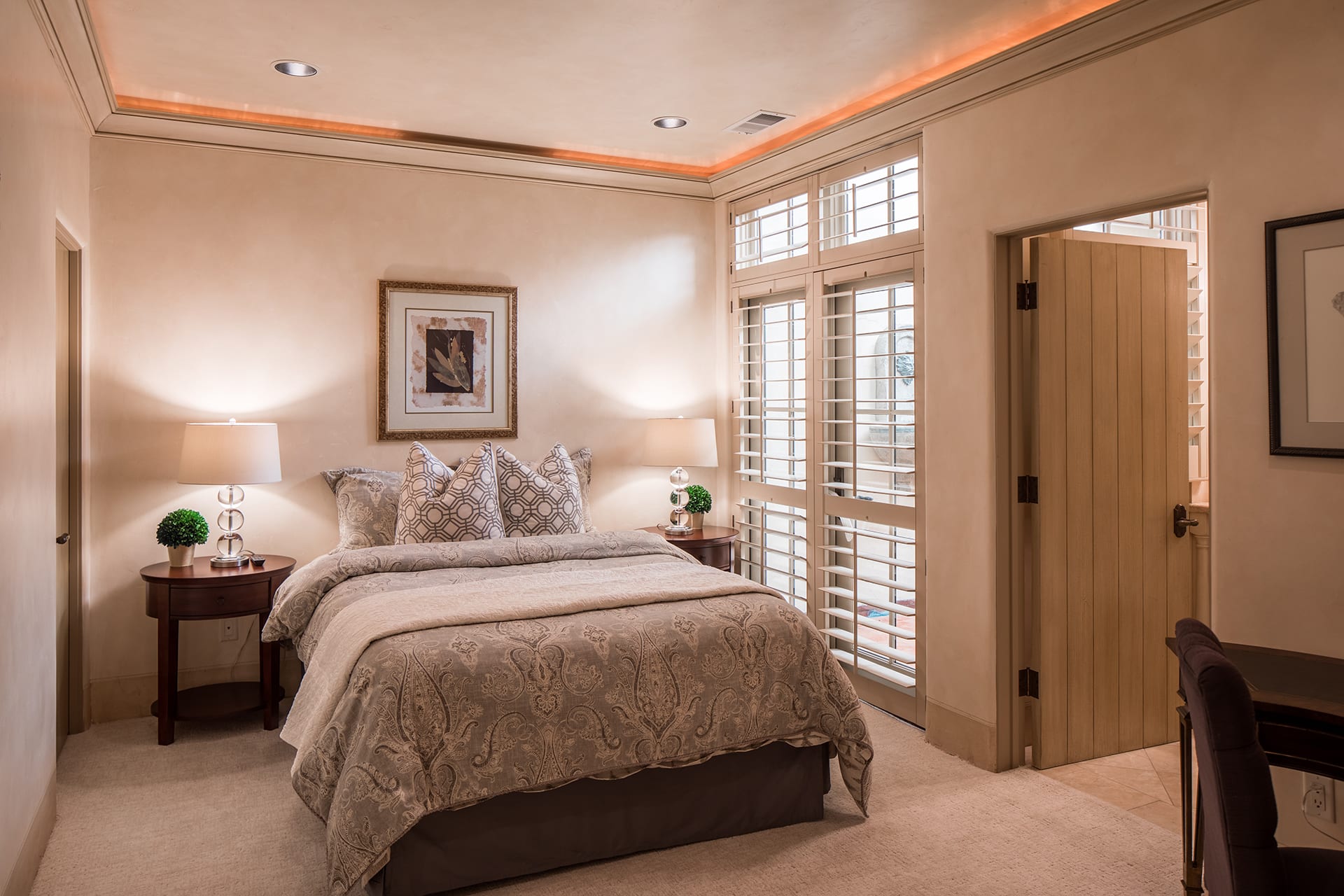 Downtown Carmel Luxury Condo - Dolores 3 SE of 7th # 1