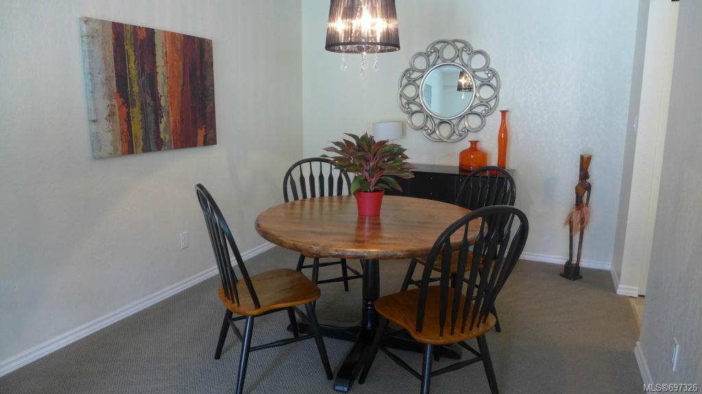 412-1490 Garnet Rd, Saanich