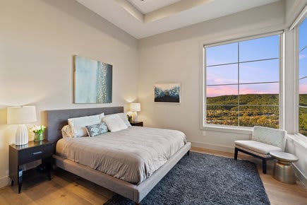 7328 Vista Mountain