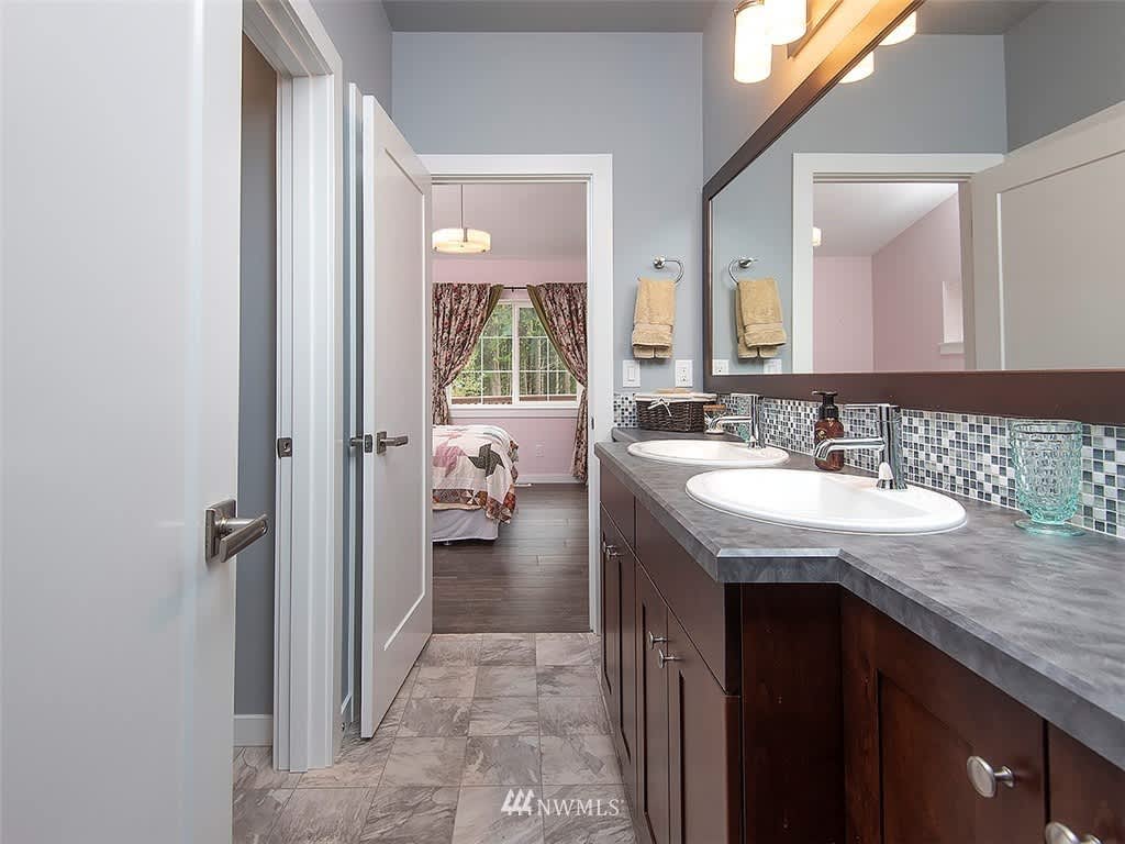 11802 127th Ave NE