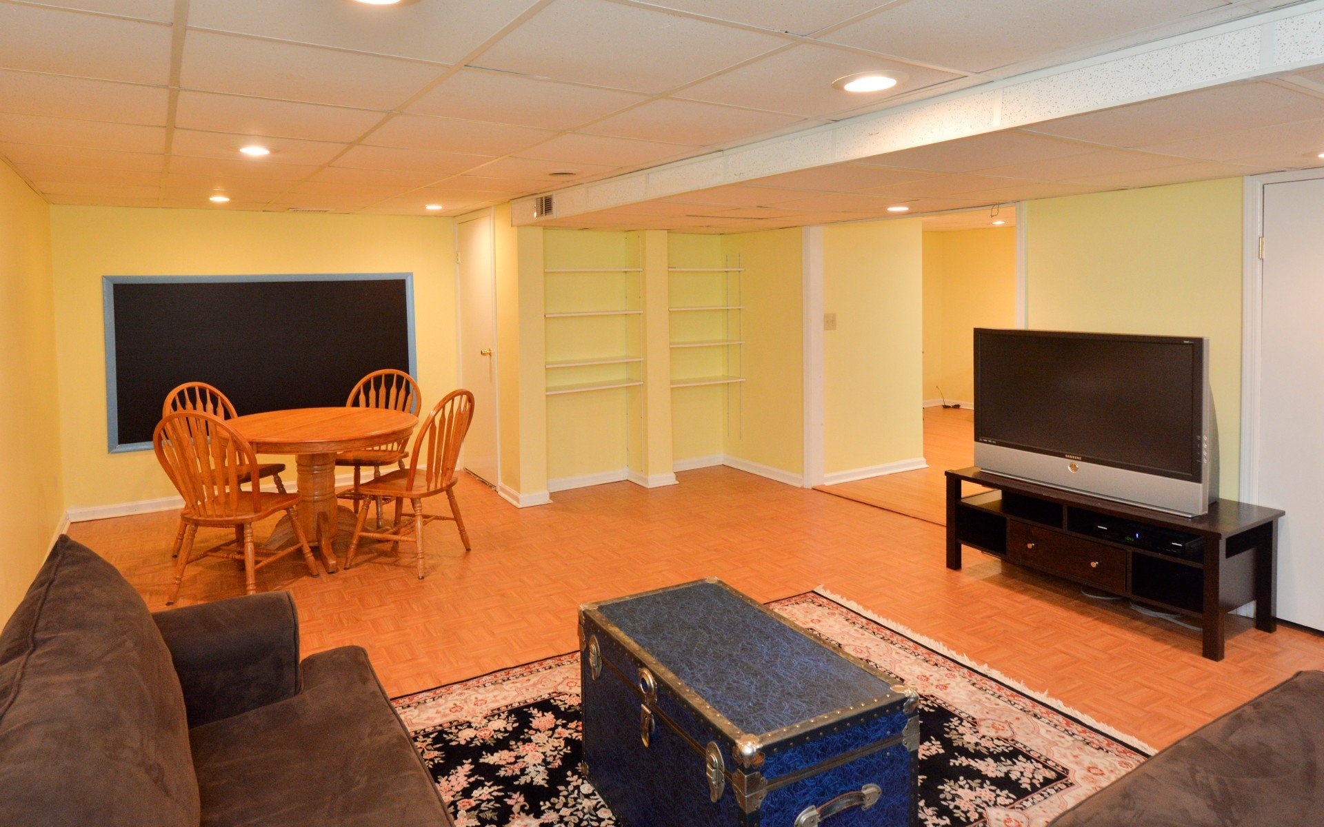 8 Anona Dr