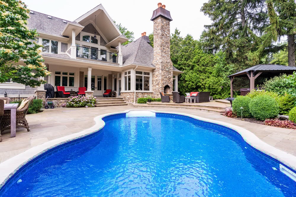 1519 Douglas Drive