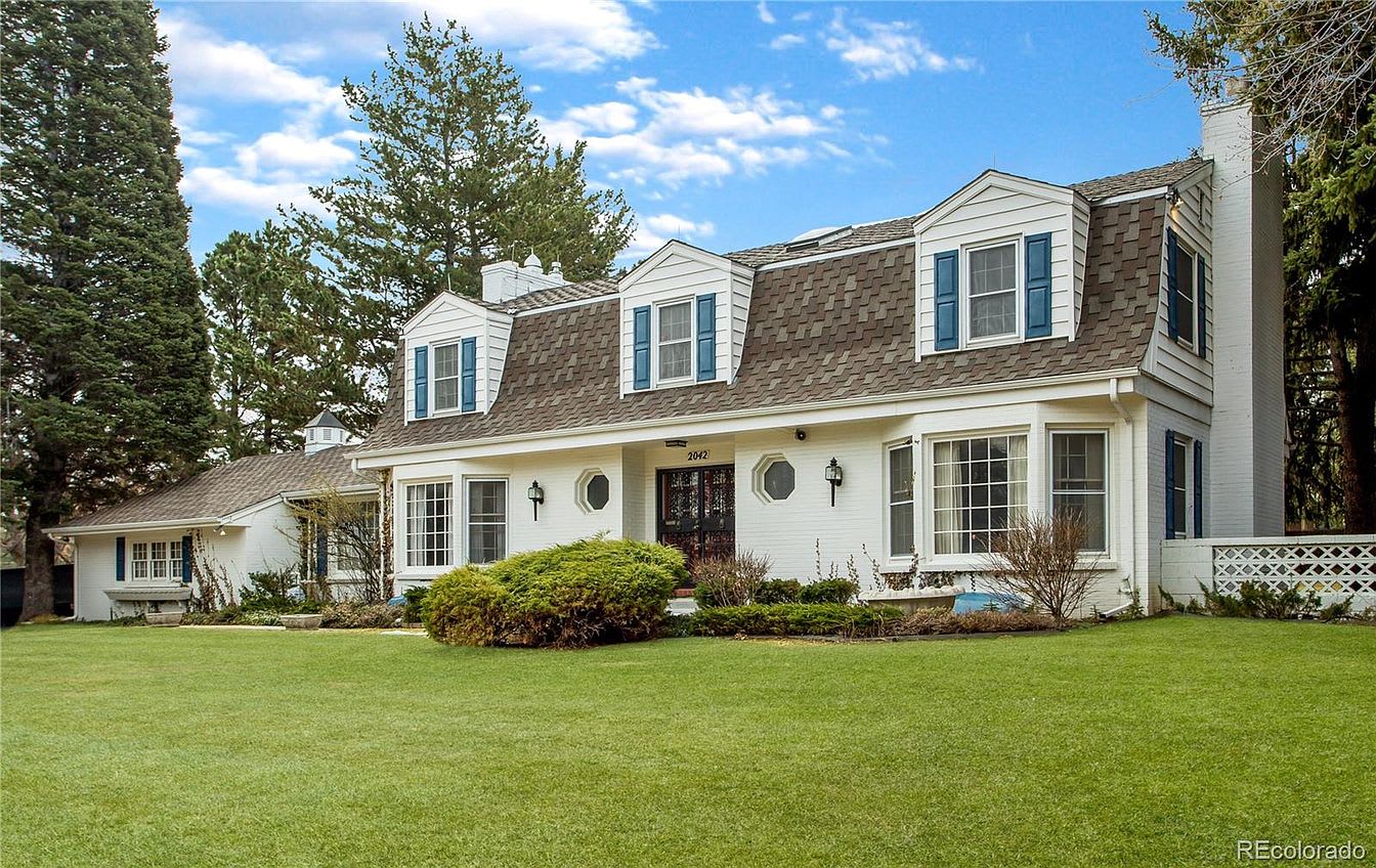 2042 Crestridge Drive ~ Greenwood Acres