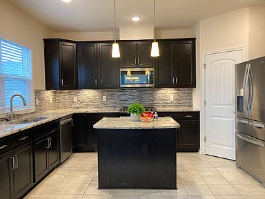 4008 Reedybrook Crossing