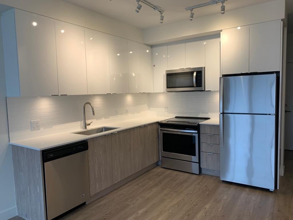 403-37881 Cleveland Ave