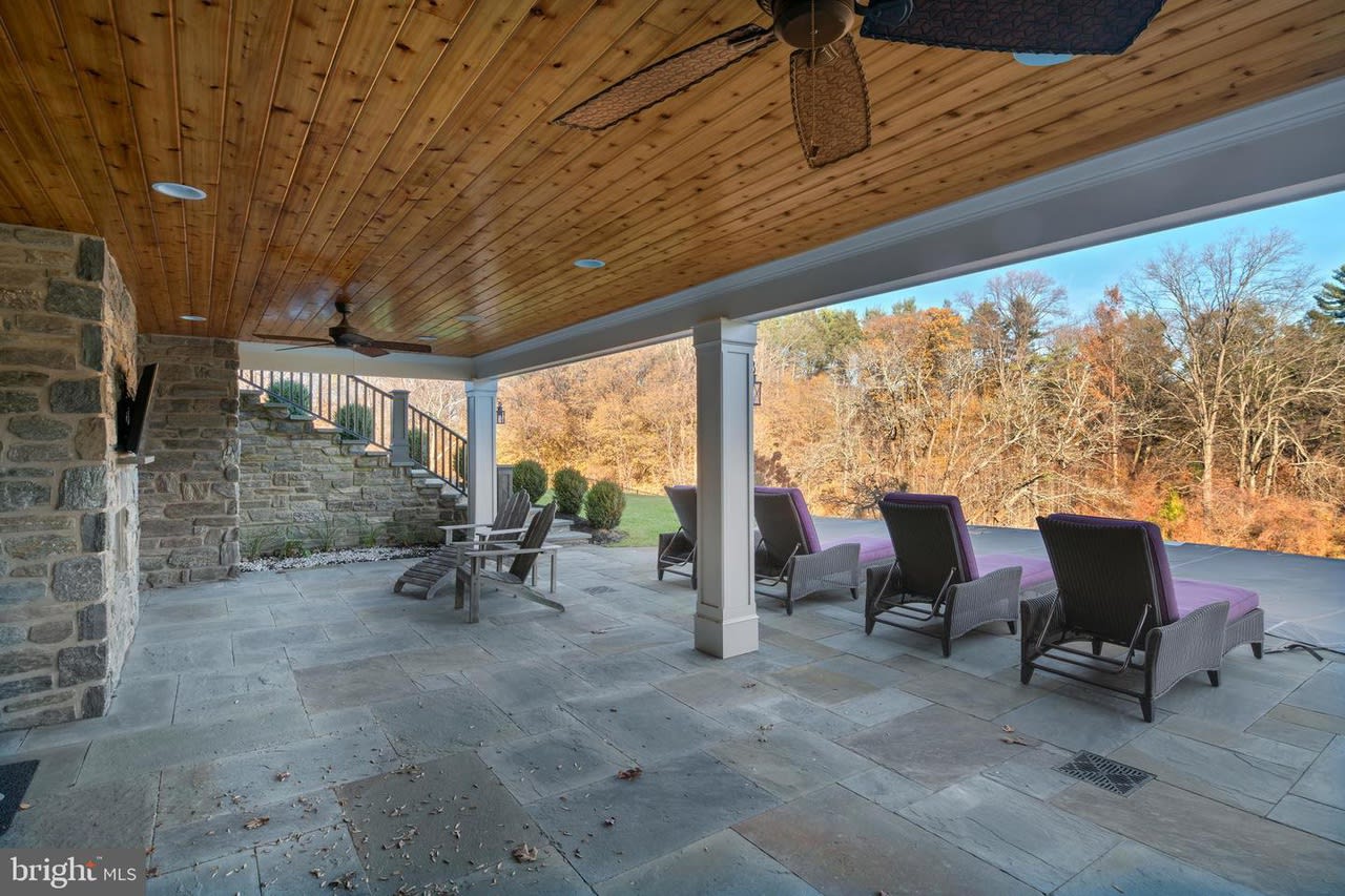 1309 Summer Hill Ln