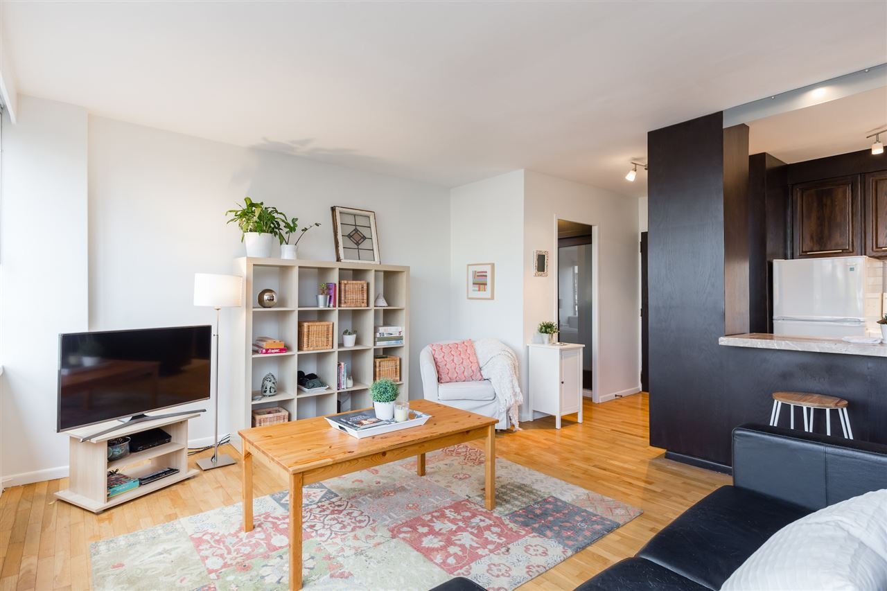 321-1445 Marpole Ave