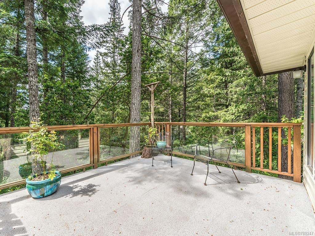 546 Caleb Pike Rd