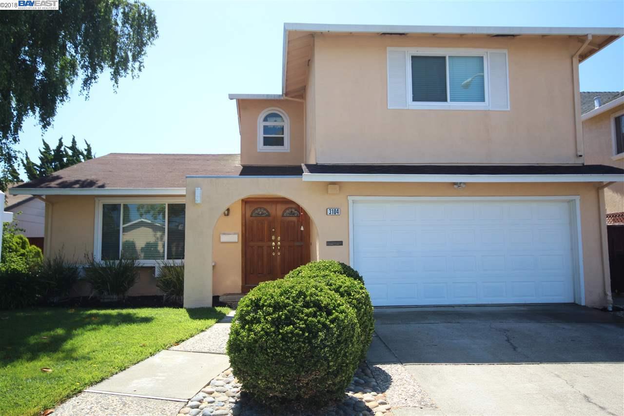 3104 San Andreas Dr