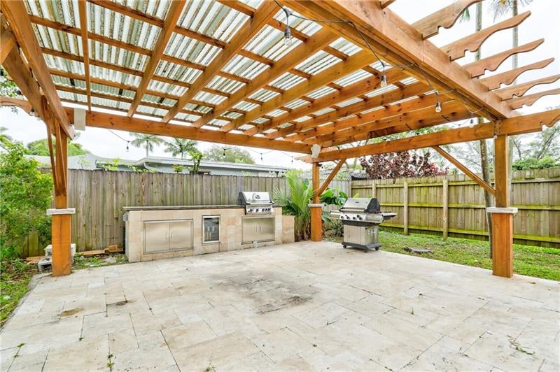 1496 SW 29th Ter