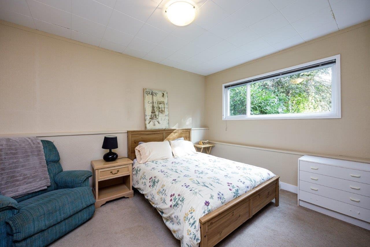 2118 Greylynn Cres