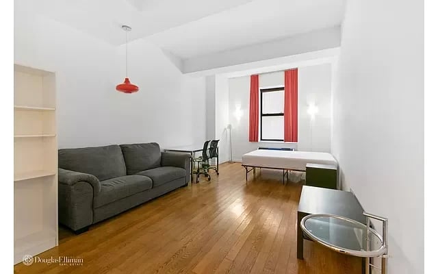 99 John Street Unit: 217