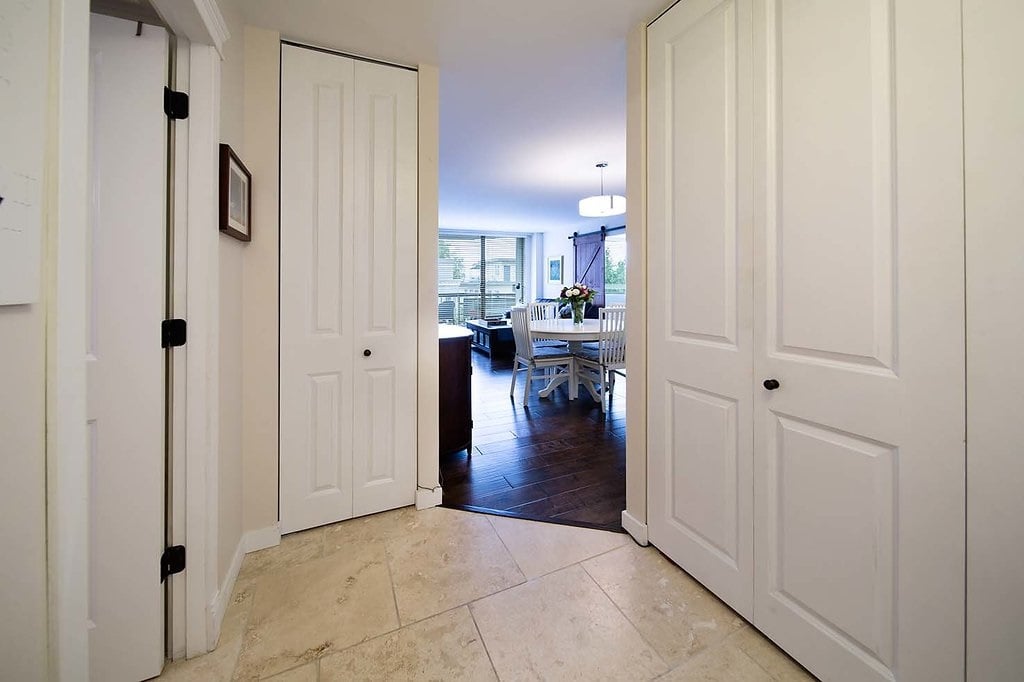 302-2445 W 3rd Avenue, Vancouver