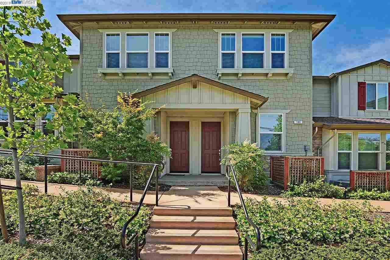 1601 3rd Ave Unit 103