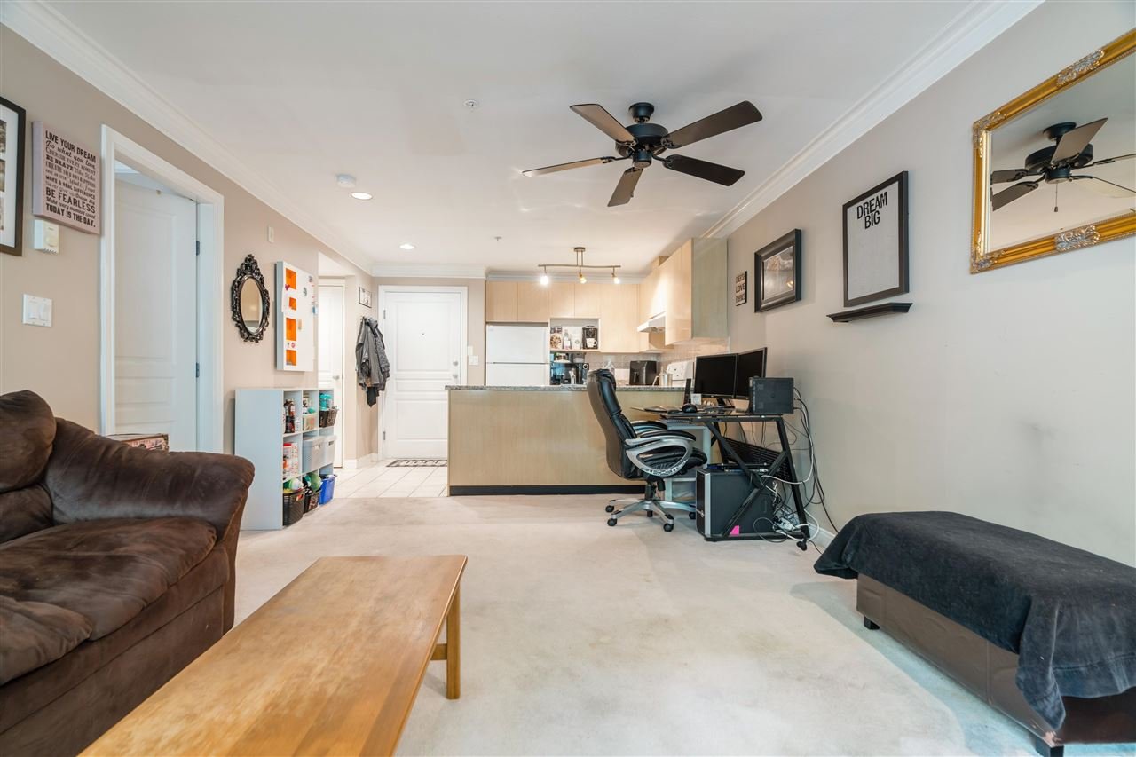 205-8115 121a St