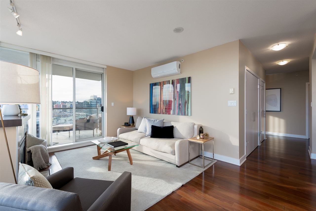 1302-1483 W 7th Ave