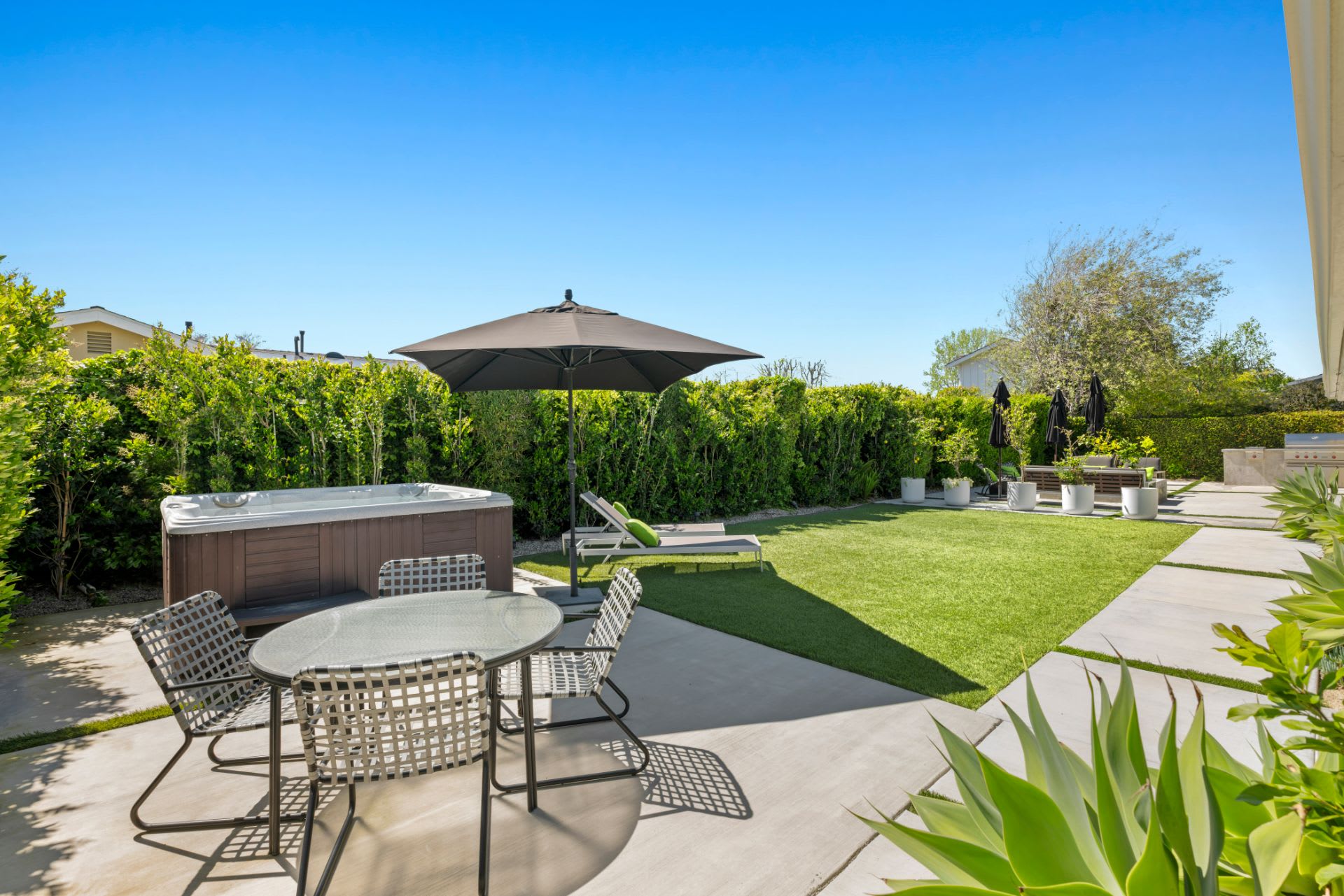 1849 Commodore Road