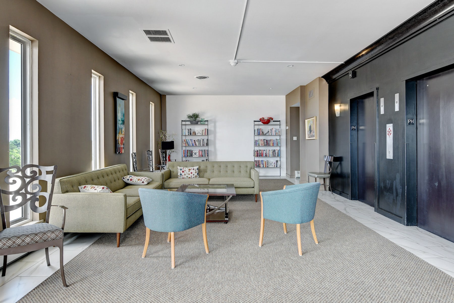 4570 E Yale Avenue #301