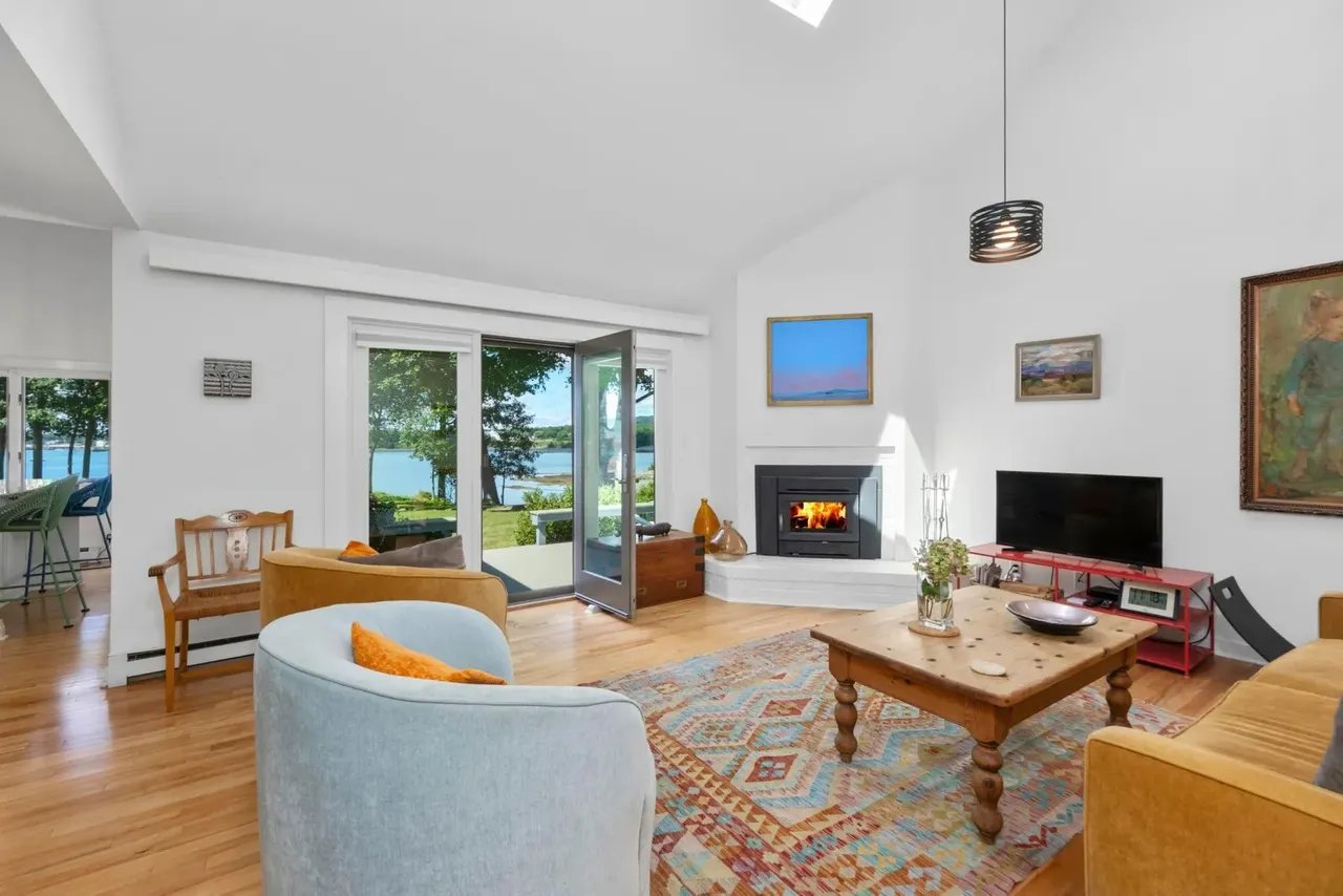 New Listing! 61 Jameson Point Road, 28, Rockland, ME 04841 – $965,000