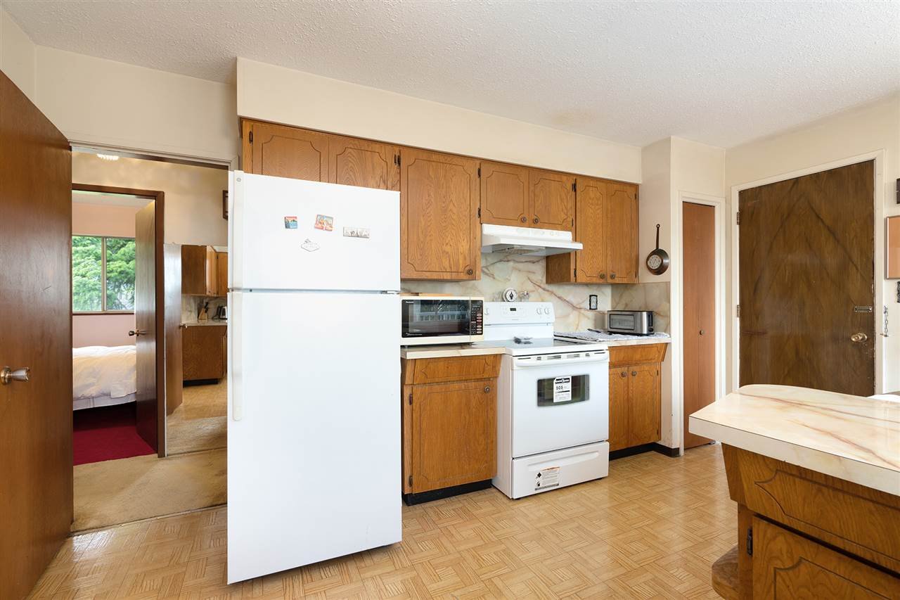 1143 Dansey Avenue, Coquitlam