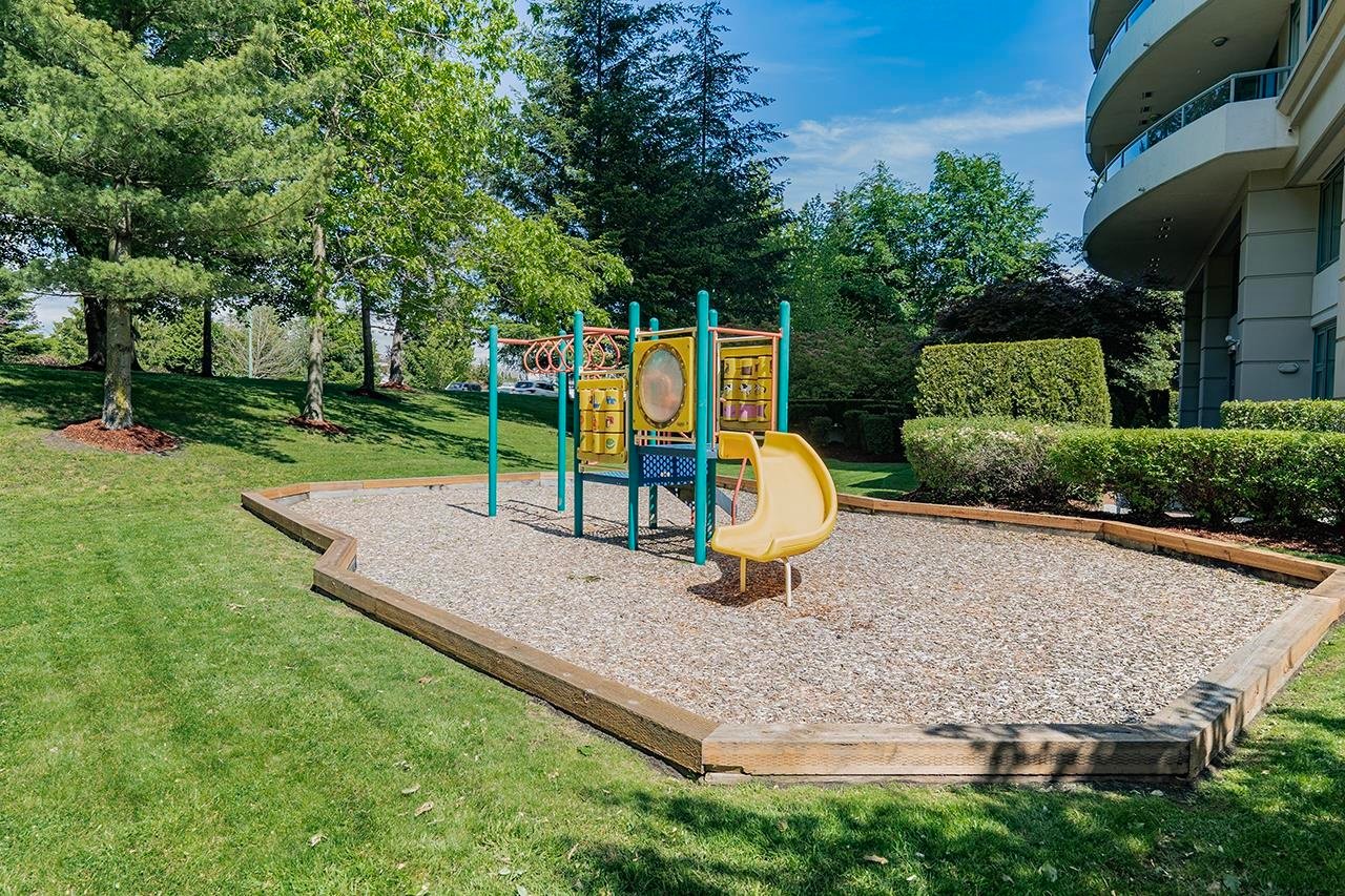 907-6611 Southoaks Cres