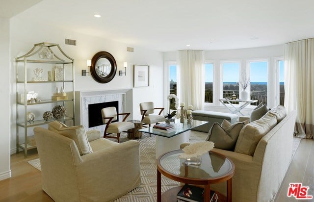 1624 San Onofre Dr