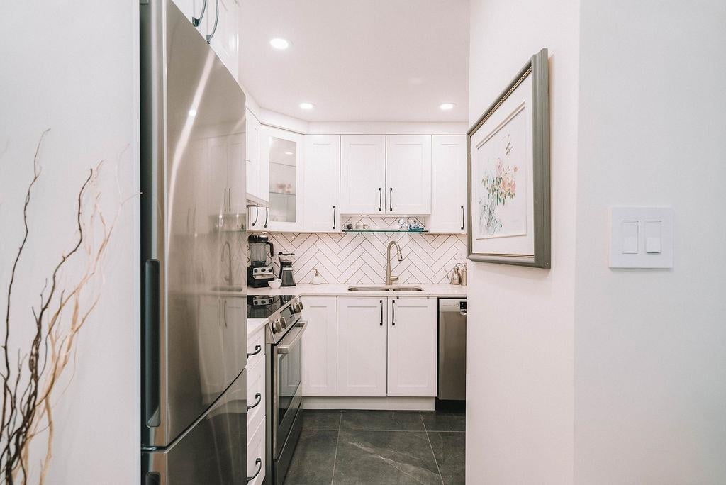 303-2409 W 43rd Ave
