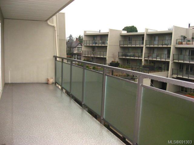 318-1545 Pandora Ave