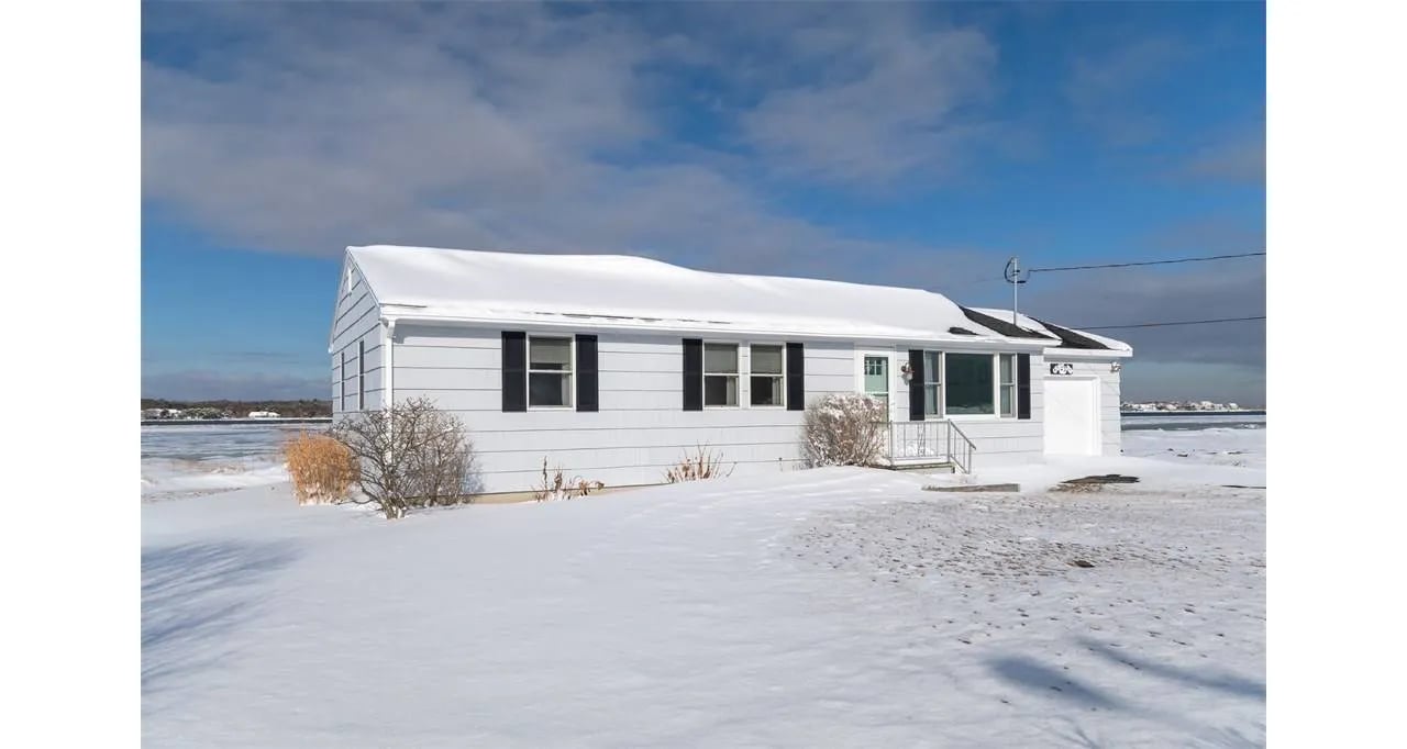 Home For Sale – 21 Mile Stretch Road, Biddeford, Maine 04005