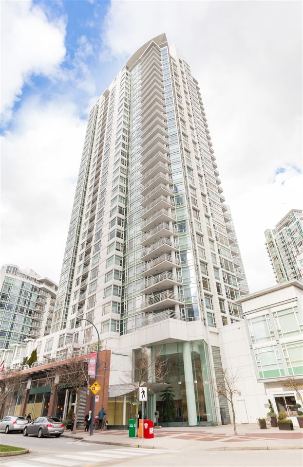 1603-1199 Marinaside Cres