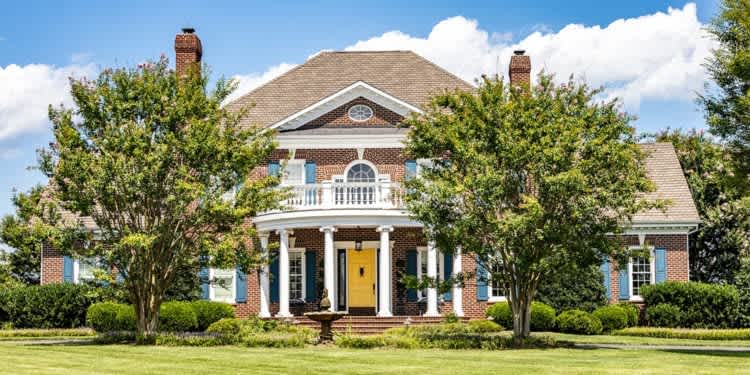Curb Appeal: American Colonial