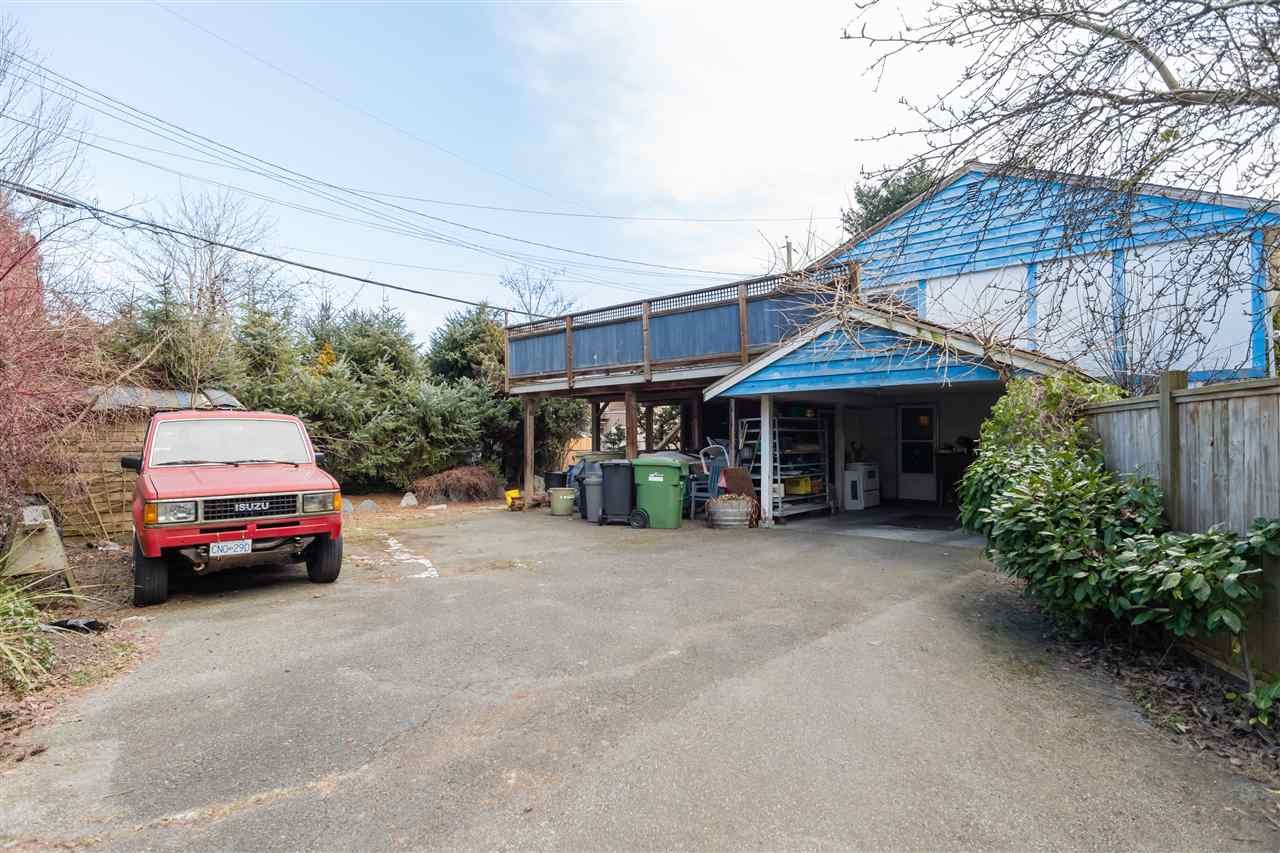 11251 Seafield Cres