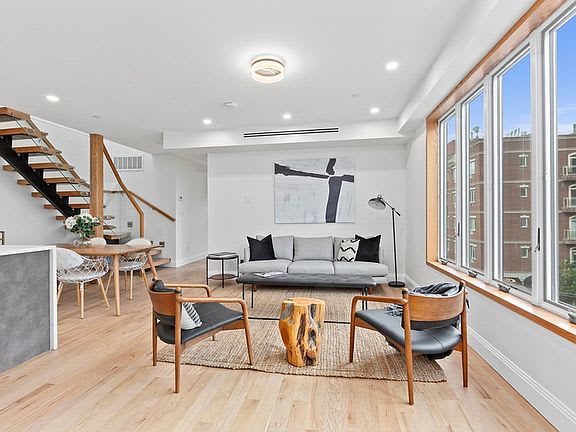 537 Court St. Unit: PH-A